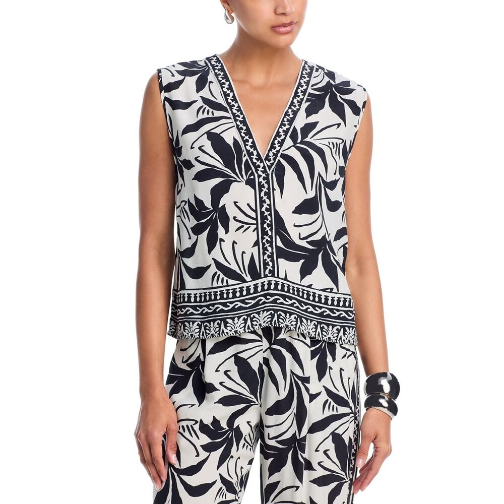 Velvet by Graham & Spencer Print V-Neck Top - Size M - NWT